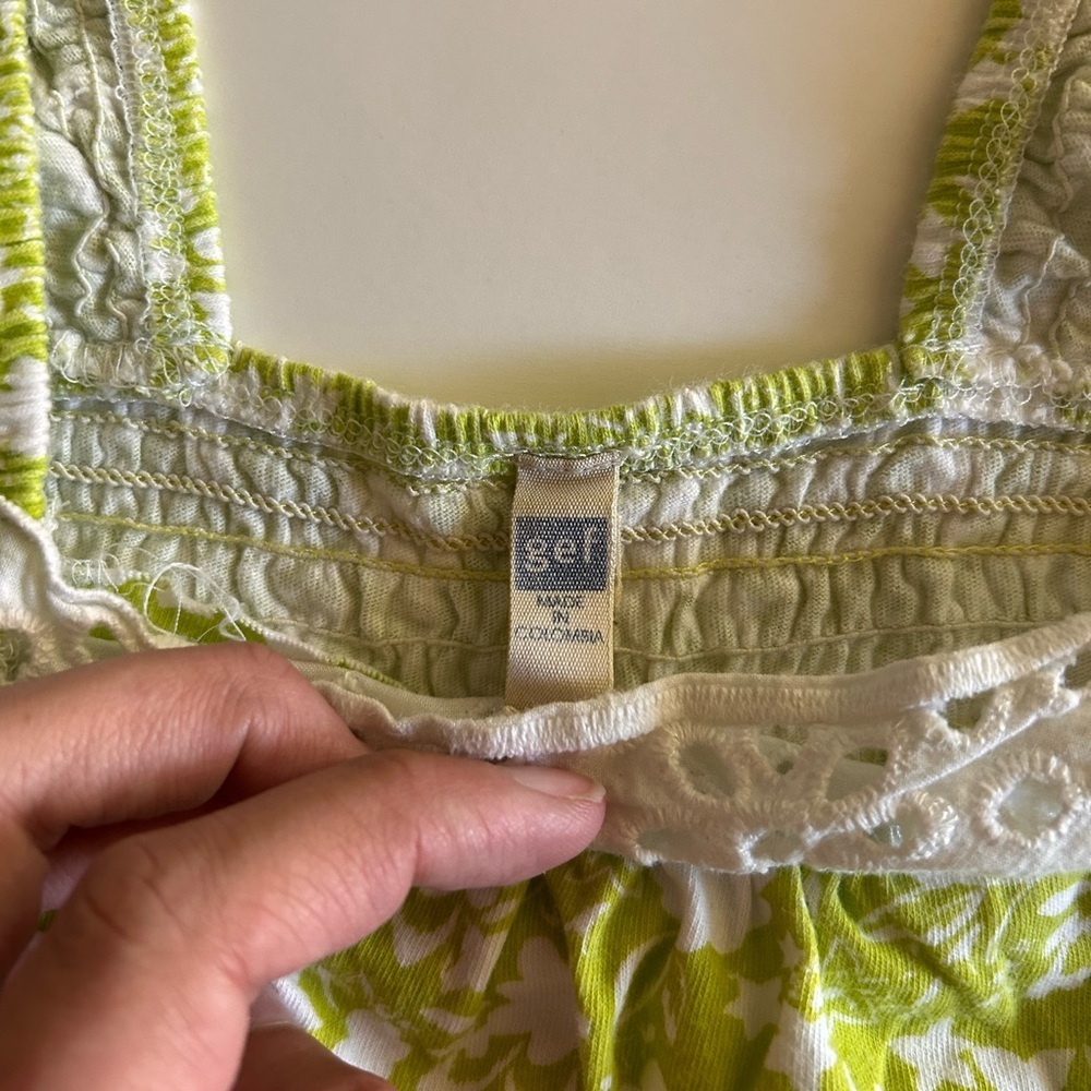 Y2K gef Green and White Floral Lace Tank Top - Picture 3 of 7